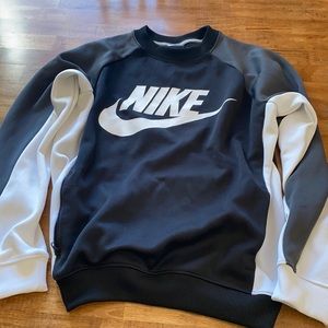 Nike sweatshirt